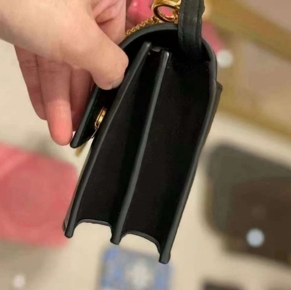 Tory Burch Miller Bag NWOT - Picture 5 of 8